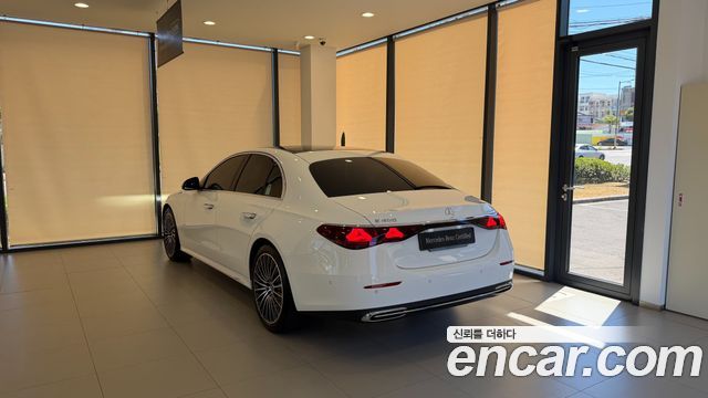 Mercedes-Benz E-Class из Кореи Encar