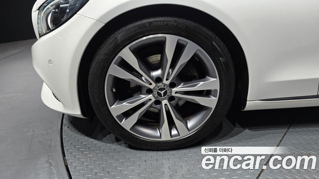 Mercedes-Benz C-Class из Кореи Encar