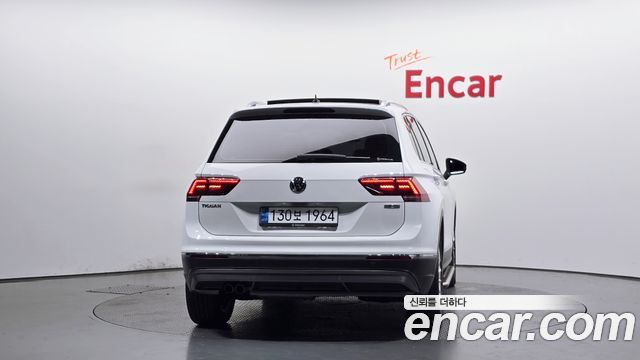 Volkswagen Tiguan из Кореи Encar