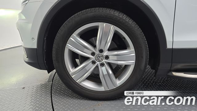 Volkswagen Tiguan из Кореи Encar