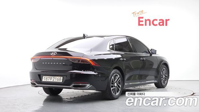 Hyundai Grandeur из Кореи Encar