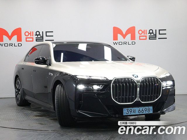 BMW i7 из Кореи Encar