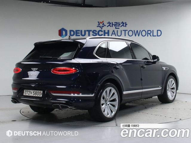 Bentley Bentayga 4.0 V8 — пробег 78 854 км — фото 2 из 5