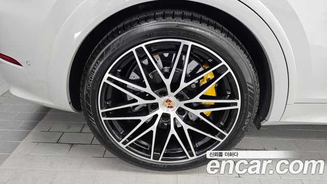 Porsche Cayenne 4.0 GTS Coupe — пробег 27 133 км — фото 5 из 5