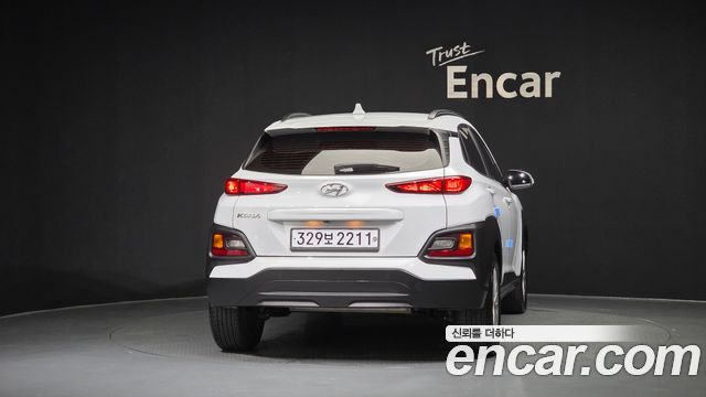 Hyundai Kona из Кореи Encar