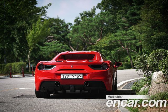 Ferrari 488 3.9 — пробег 16555 км