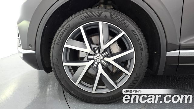 Volkswagen Touareg из Кореи Encar