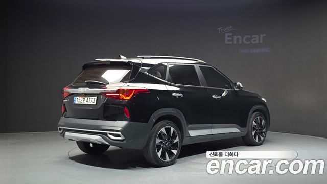 Kia Seltos из Кореи Encar
