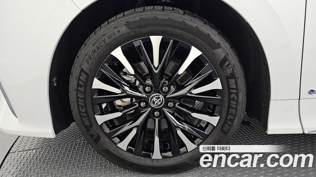 Toyota Alphard из Кореи Encar