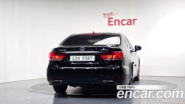 Lexus LS из Кореи Encar