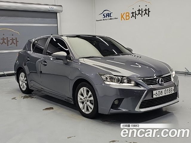 Lexus CT200h 1.8 Supreme ZWA10 — пробег 150 208 км — фото 4 из 5