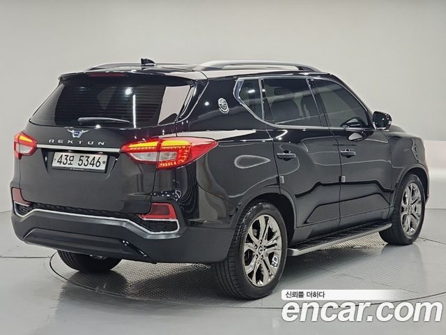 Ssangyong Rexton из Кореи Encar