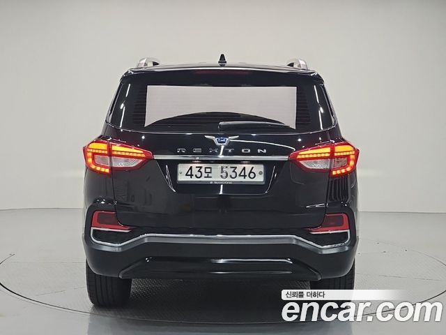 Ssangyong Rexton из Кореи Encar