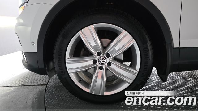 Volkswagen Tiguan из Кореи Encar