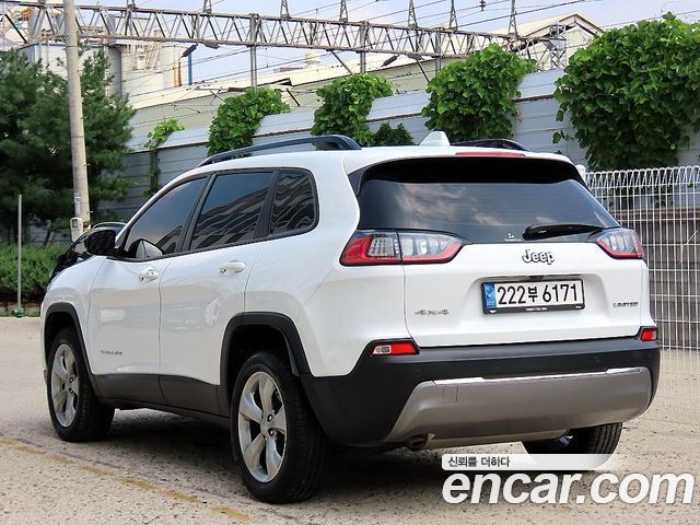Jeep Cherokee 2.4 Limited AWD — пробег 24791 км