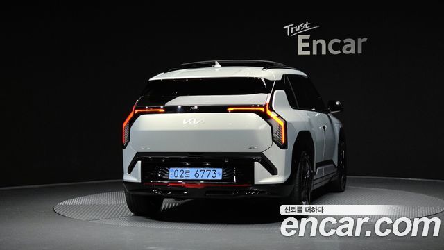 Kia EV3 из Кореи Encar