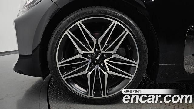 Kia Stinger из Кореи Encar