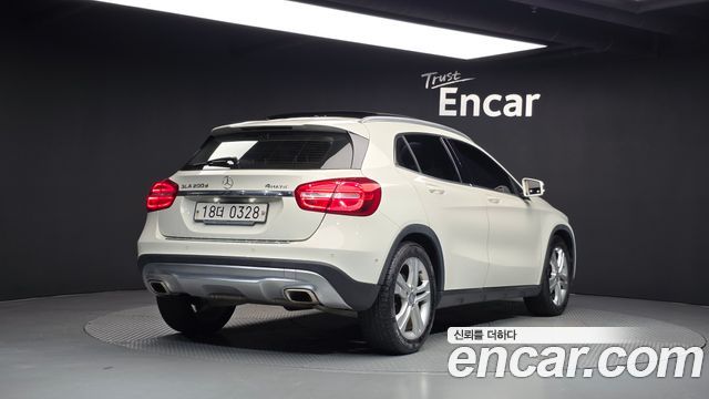 Mercedes-Benz GLA-Class из Кореи Encar