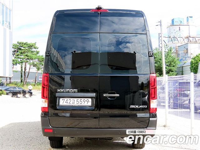 Hyundai Solati 15-seater Luxury — пробег 127693 км