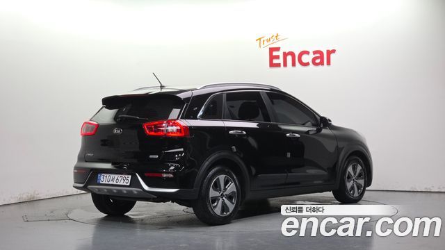 Kia Niro из Кореи Encar