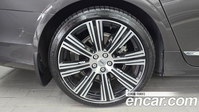Volvo S90 B6 AWD Ultimate Bright — пробег 44385 км