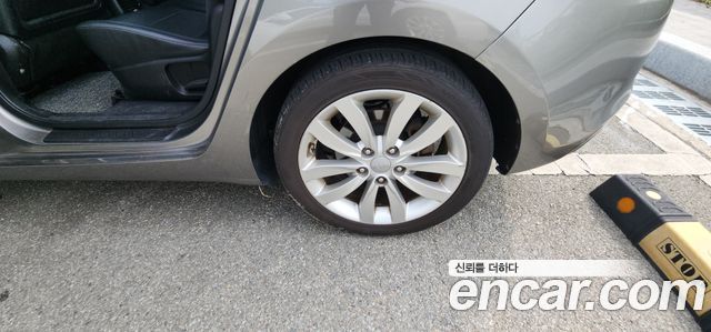 Kia Carens из Кореи Encar