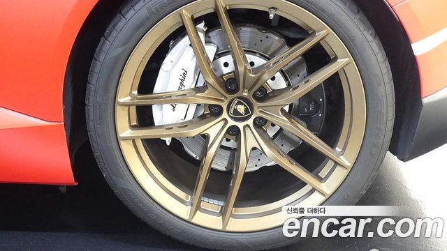 Lamborghini Huracan LP580-2 Spider — пробег 25000 км