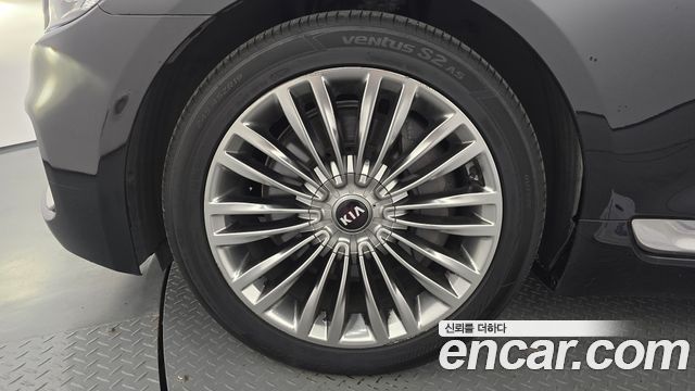 Kia K9 из Кореи Encar
