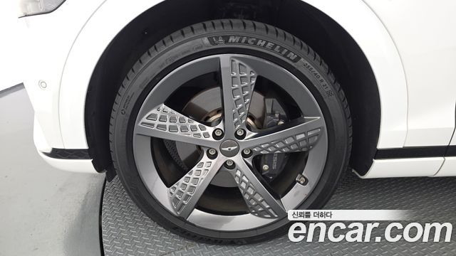 Genesis GV70 из Кореи Encar