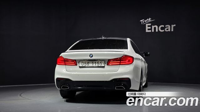 BMW 5-Series 520d xDrive M Sport Package Plus — пробег 110 244 км — фото 4 из 5