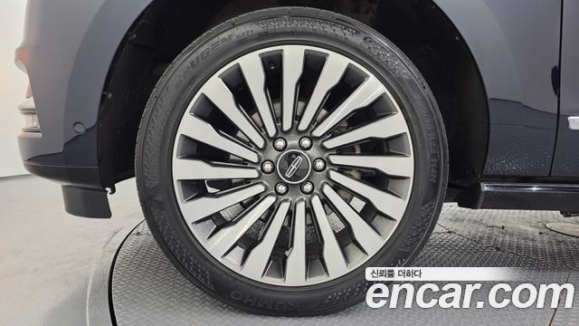 Lincoln Navigator 3.5L — пробег 118577 км