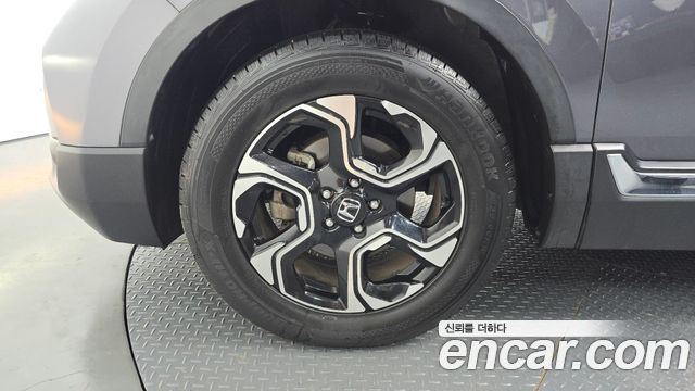 Honda CR-V 1.5 Touring 4WD — пробег 58 013 км