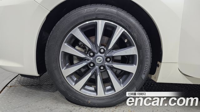 Nissan Altima 2.5 Tech L33 — пробег 95 739 км