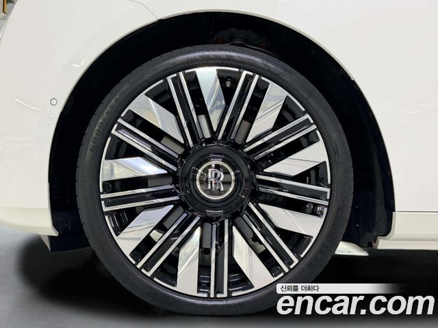 Rolls-Royce Ghost 6.7 EWB V12 — пробег 2 299 км