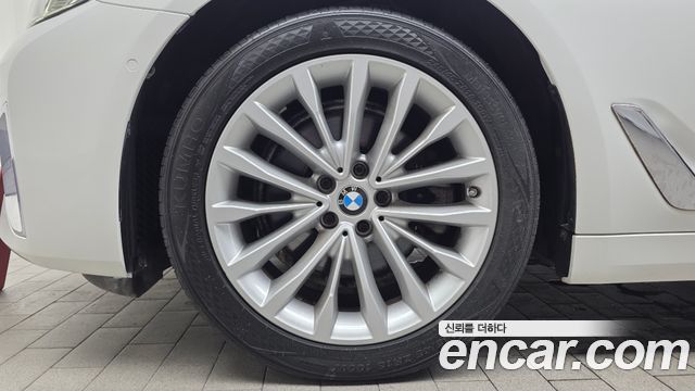 BMW 5-Series 523d xDrive Luxury — пробег 66 916 км — фото 5 из 5