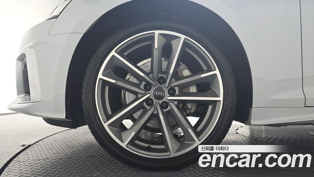 Audi A5 40 TDI Quattro Premium Sportback — пробег 31 087 км