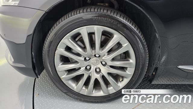 Lexus LS из Кореи Encar