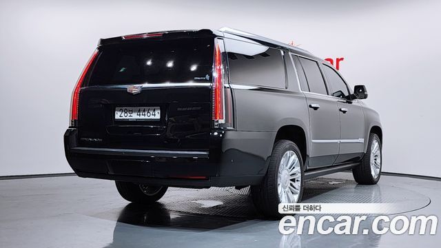 Cadillac Escalade 6.2 ESV 4th — пробег 114 698 км