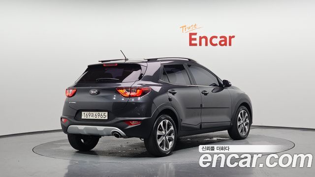 Kia Stonic Diesel 1.6 Trendy — пробег 155 778 км — фото 2 из 5