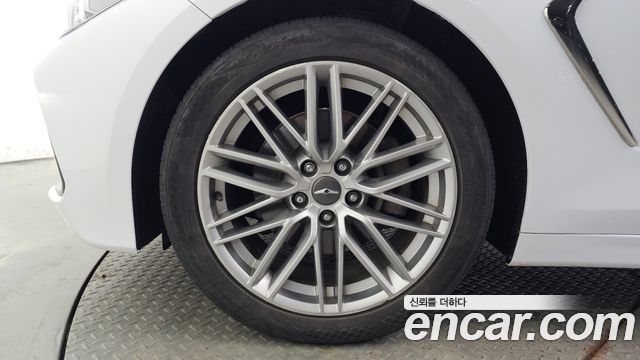 Genesis G70 из Кореи Encar