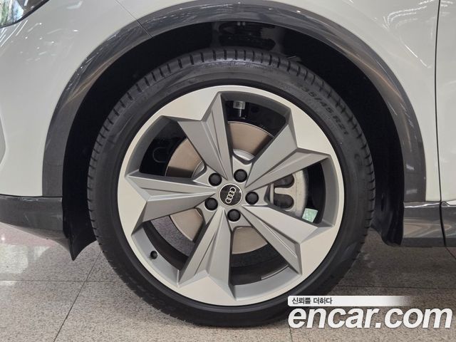 Audi Q4 e-tron из Кореи Encar