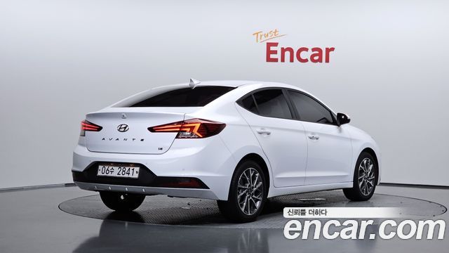 Hyundai AVANTE из Кореи Encar