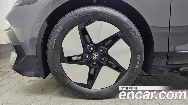Hyundai Ioniq6 Stadard Exclusive — пробег 2358 км