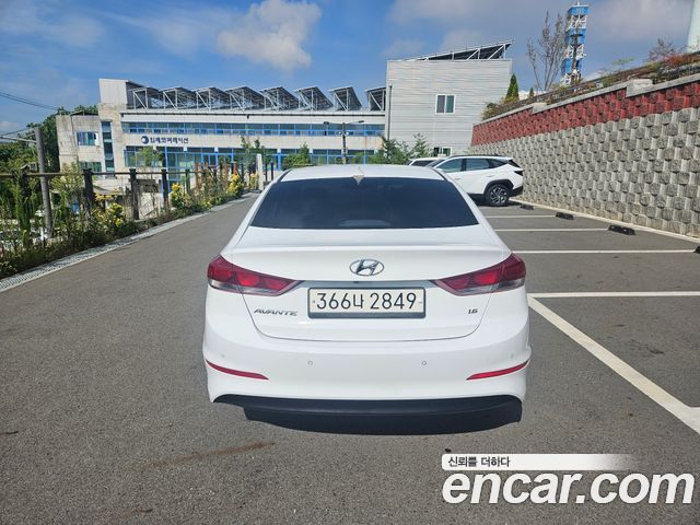 Hyundai AVANTE из Кореи Encar