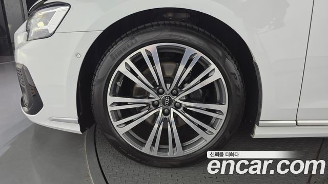 Audi A8 50 TDI Quattro Premium — пробег 59 155 км