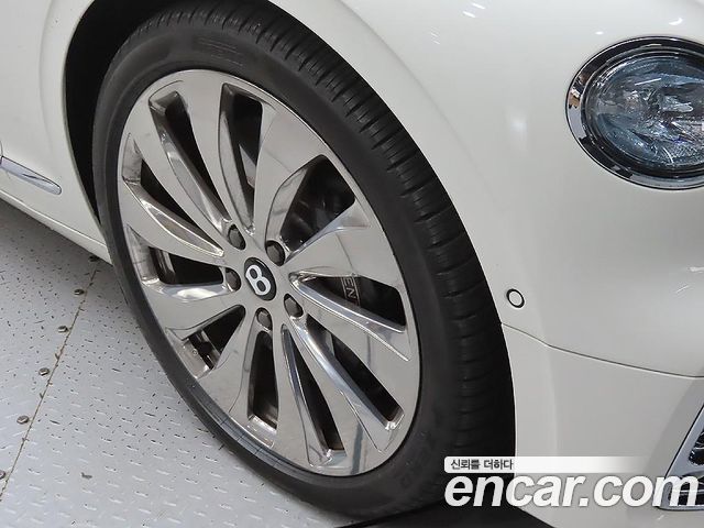 Bentley Flying Spur из Кореи Encar