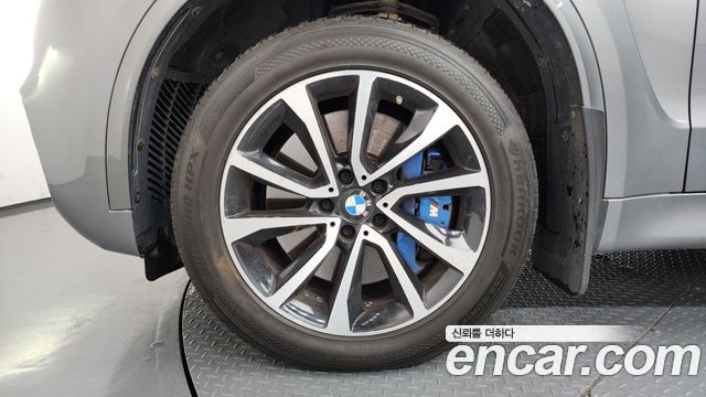 BMW X5 xDrive M50d — пробег 140 831 км — фото 5 из 5