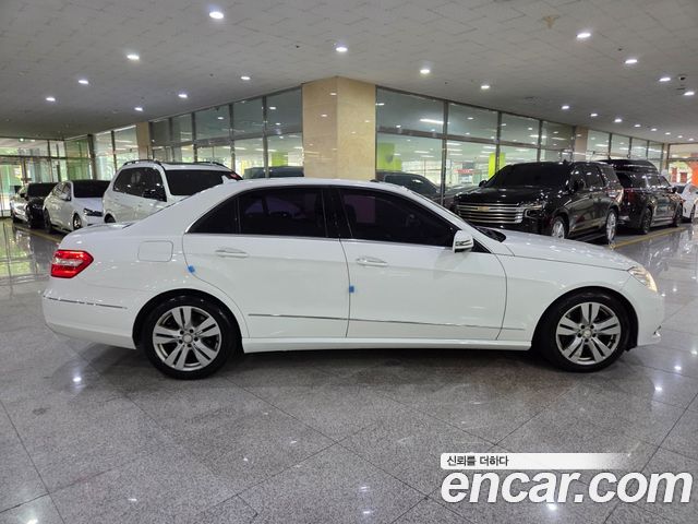 Mercedes-Benz E-Class E250 CDI 4MATIC — пробег 121 404 км — фото 5 из 5