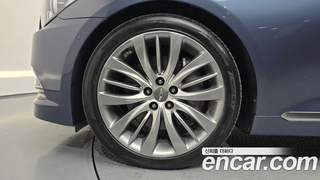 Hyundai Genesis G380 Prestige AWD — пробег 64339 км