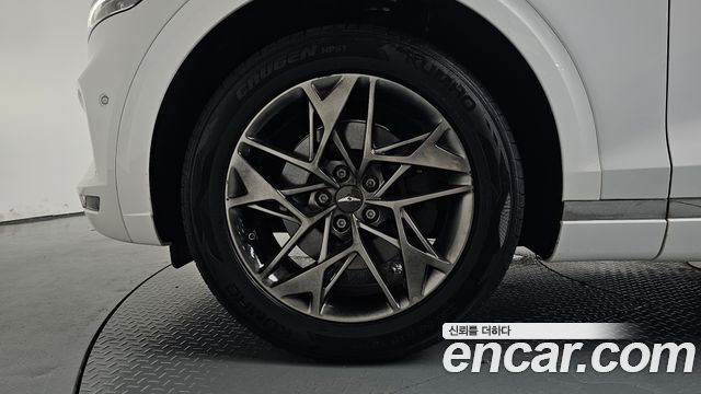 Genesis GV70 из Кореи Encar